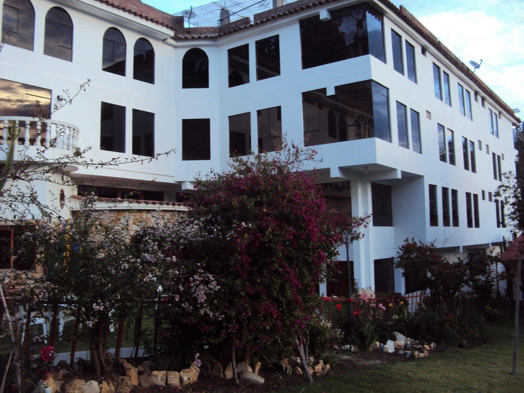 La Mansion Casa Hotel Andahuaylas Buitenkant foto
